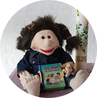 Emma, die Handpuppe aus der Minikirche